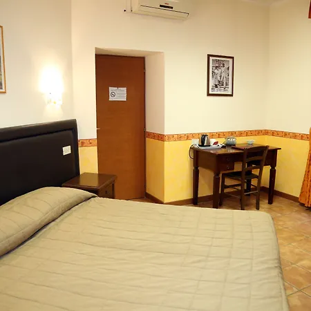 洛坎达圣科斯玛托酒店 招待所